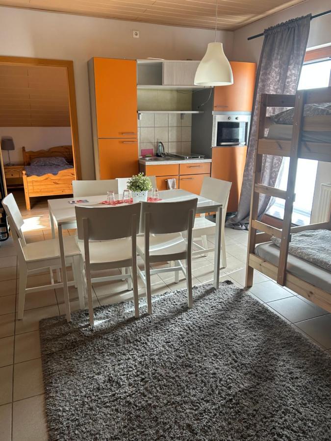 Pension Zum Paradies Harthausen  Екстер'єр фото